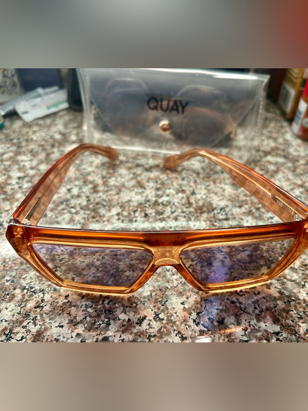 Quay Australia Baseline Sunglasses with Reflective Lenses - Picture 4 of 9
